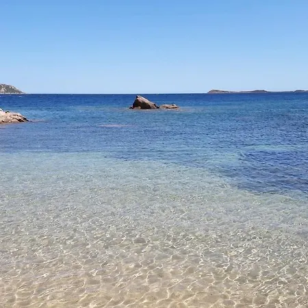 Acquazzurra A Punta Molara * סאן תאודורו