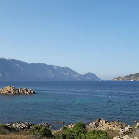 בית נופש Acquazzurra A Punta Molara